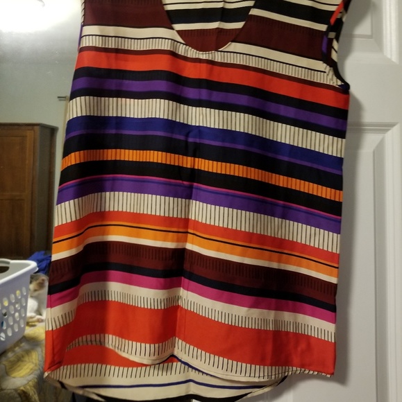 Top - Picture 2 of 6